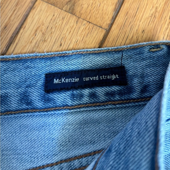 Citizens of Humanity McKenzie Curved Straight Jeans - Picture 5 of 8